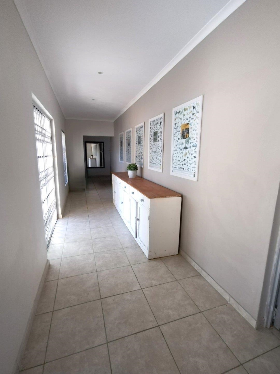 9 Bedroom Property for Sale in Ferreira Town Eastern Cape